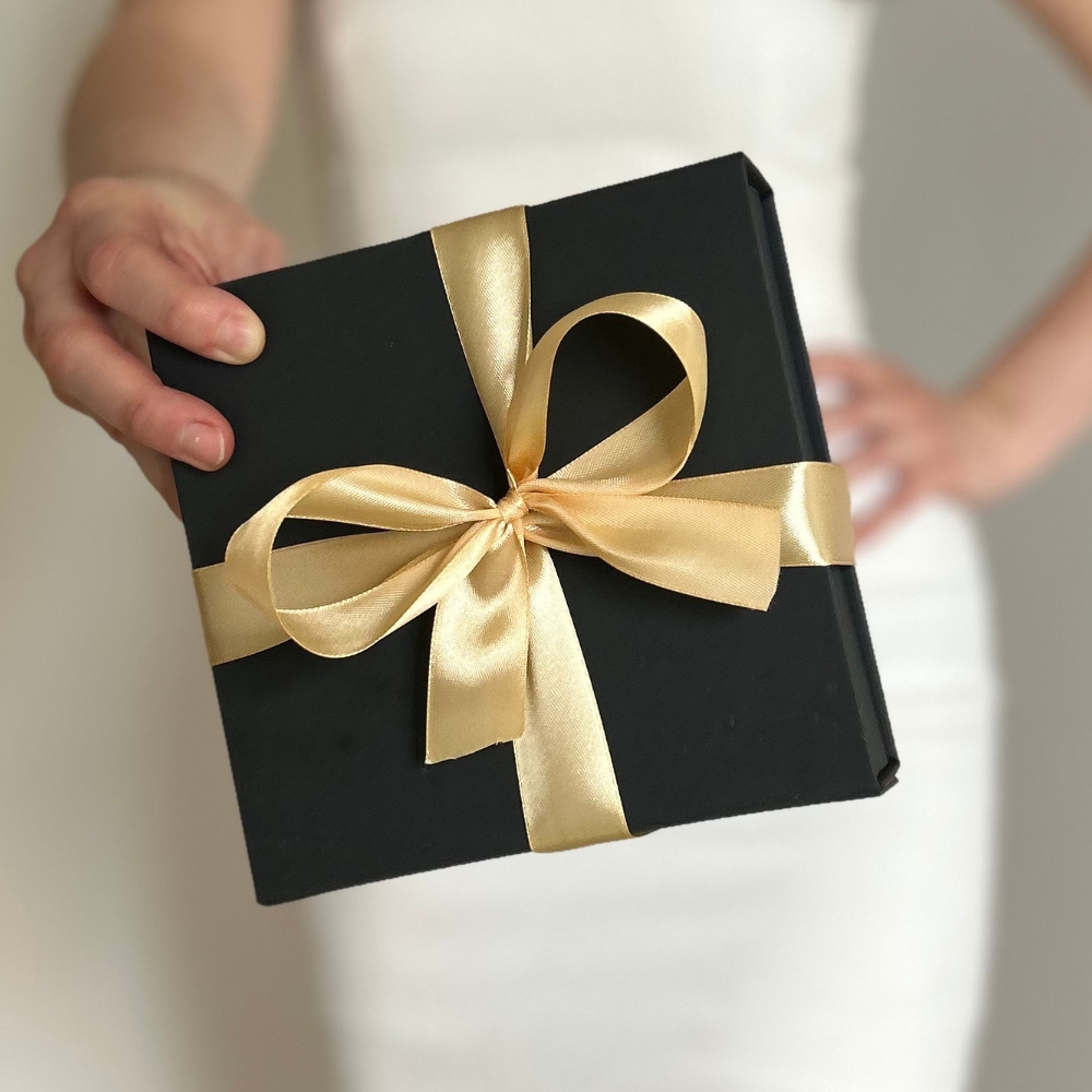 Kisméretű ajándékdoboz